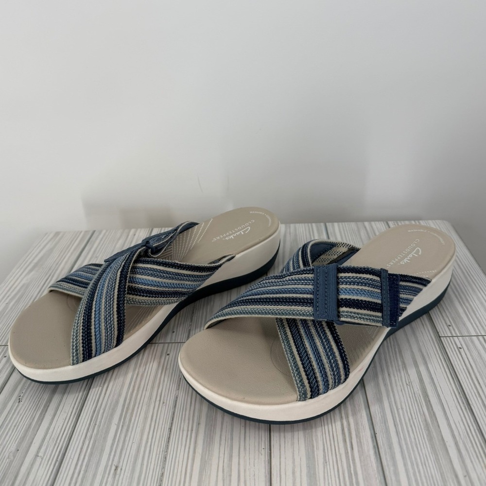 Clarks Cloudsteppers Arla Wave Blue Striped Cross Strap Slide Sandals Womens 10
